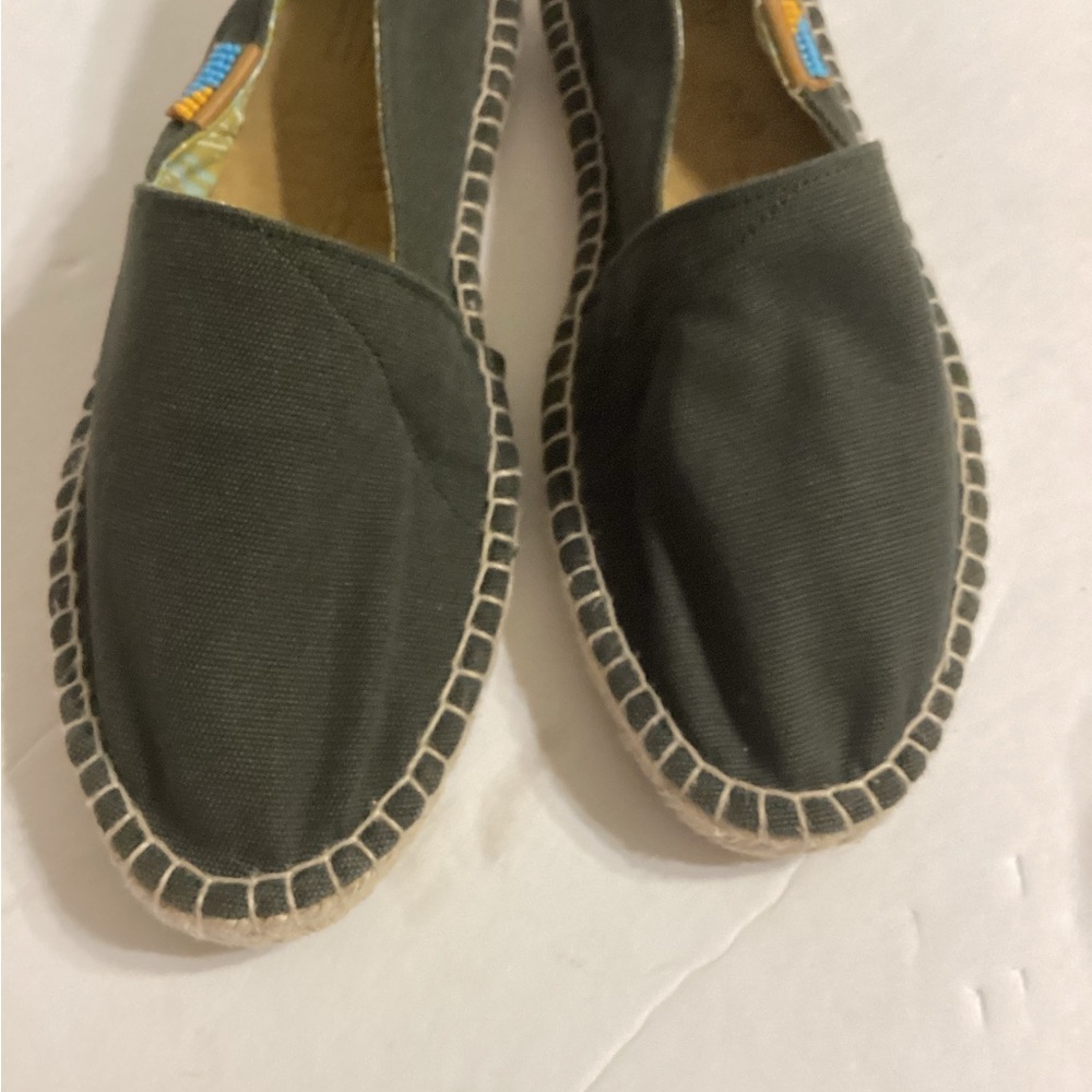 Ubuntu Classic Safari Green Afridrilles Women’s Size 9 Handmade - Picture 5 of 8